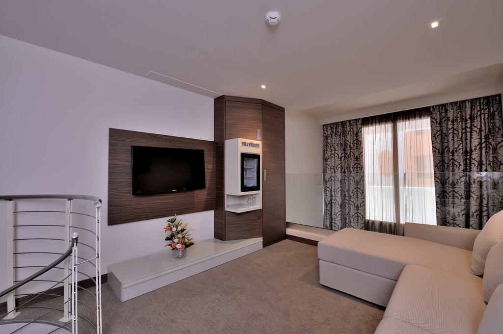 Kenzi Sidi Maarouf Hotell Casablanca Exteriör bild