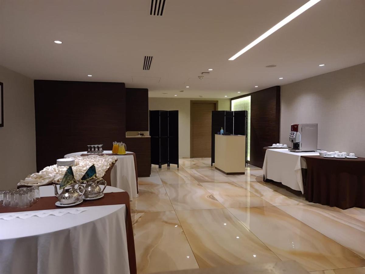 Kenzi Sidi Maarouf Hotell Casablanca Exteriör bild