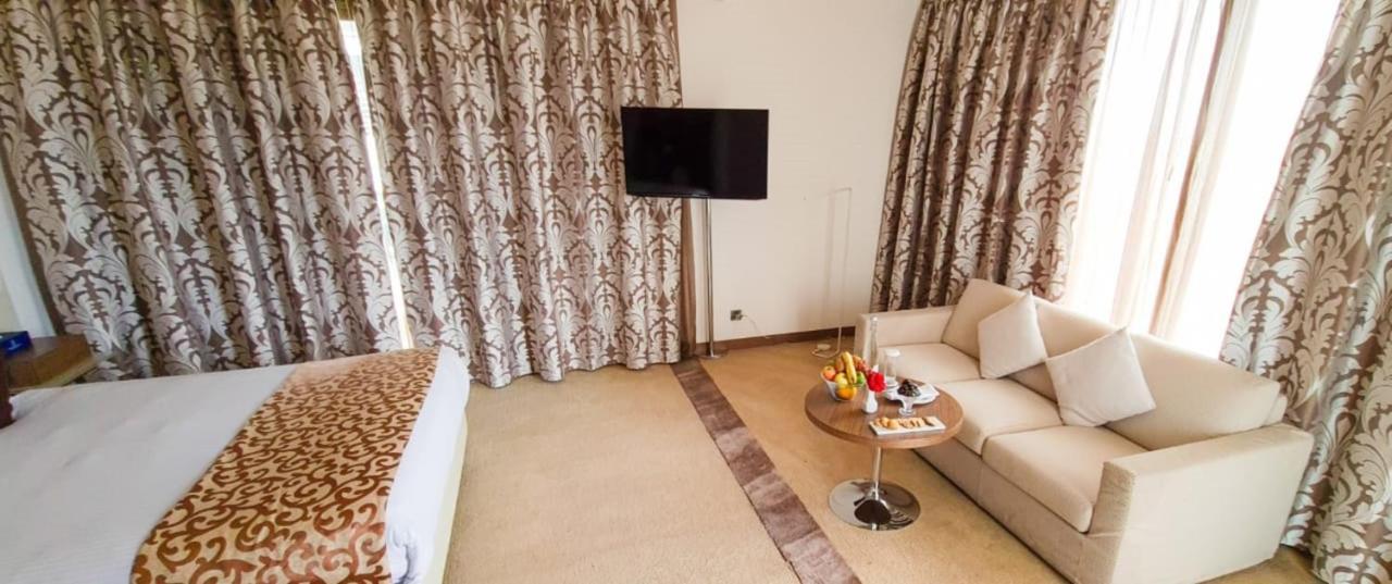 Kenzi Sidi Maarouf Hotell Casablanca Exteriör bild